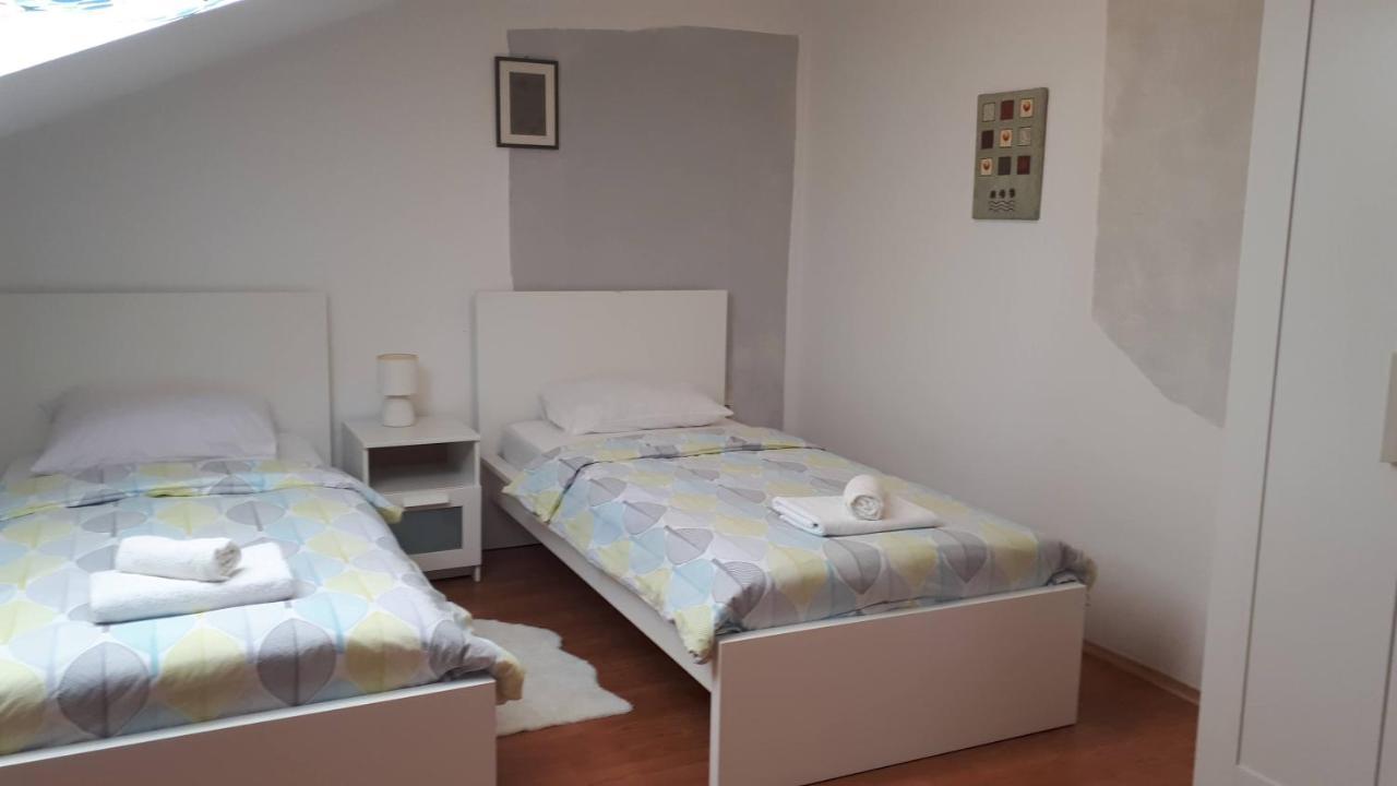 Guest House Ruza Tenja Exterior photo